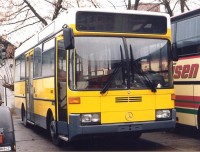 2407 bei Evobus in Leipzig im BVG-Corporate-Design