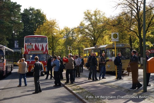 Der neuer ATB-Werbebus 3233 (MAN DL 07)