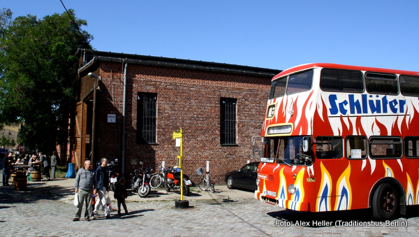 Das "Flammenbrot" an der Monumentenhalle