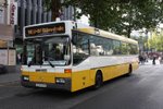 Mit Baujahr 1996 die neuesten Teilnehmer waren die beiden Stuttgarter O405, deren LED-Fahrzielanzeigen eigens passend programmiert wurden